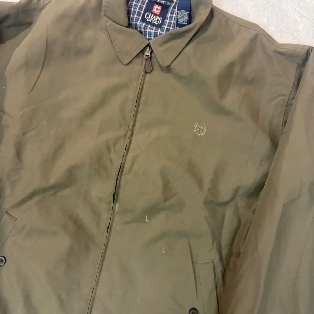 Chaps Mens XXL Olive Green Harrington Jacket Plaid Lined Full Zip Lightweight